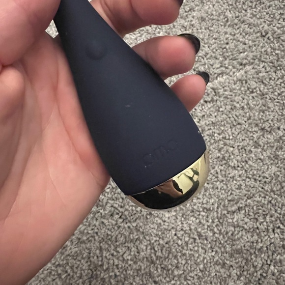 Navy blue PMD Facial Cleaner tool - Picture 5 of 5